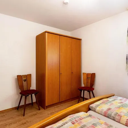 Lorenz Apartment